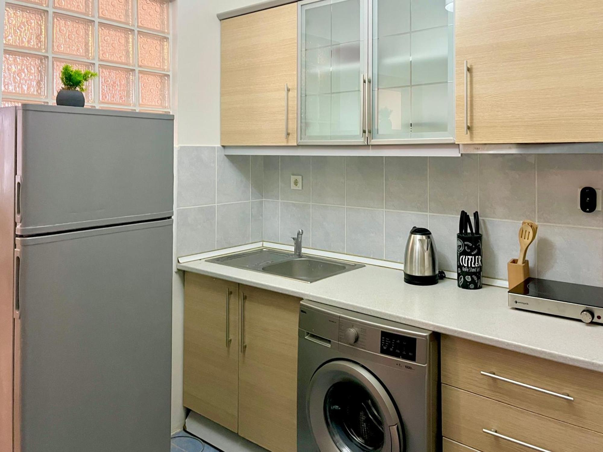 W/ New Furnitures Next To Istiklal Street And Taksim Square Hotel de apartamente *