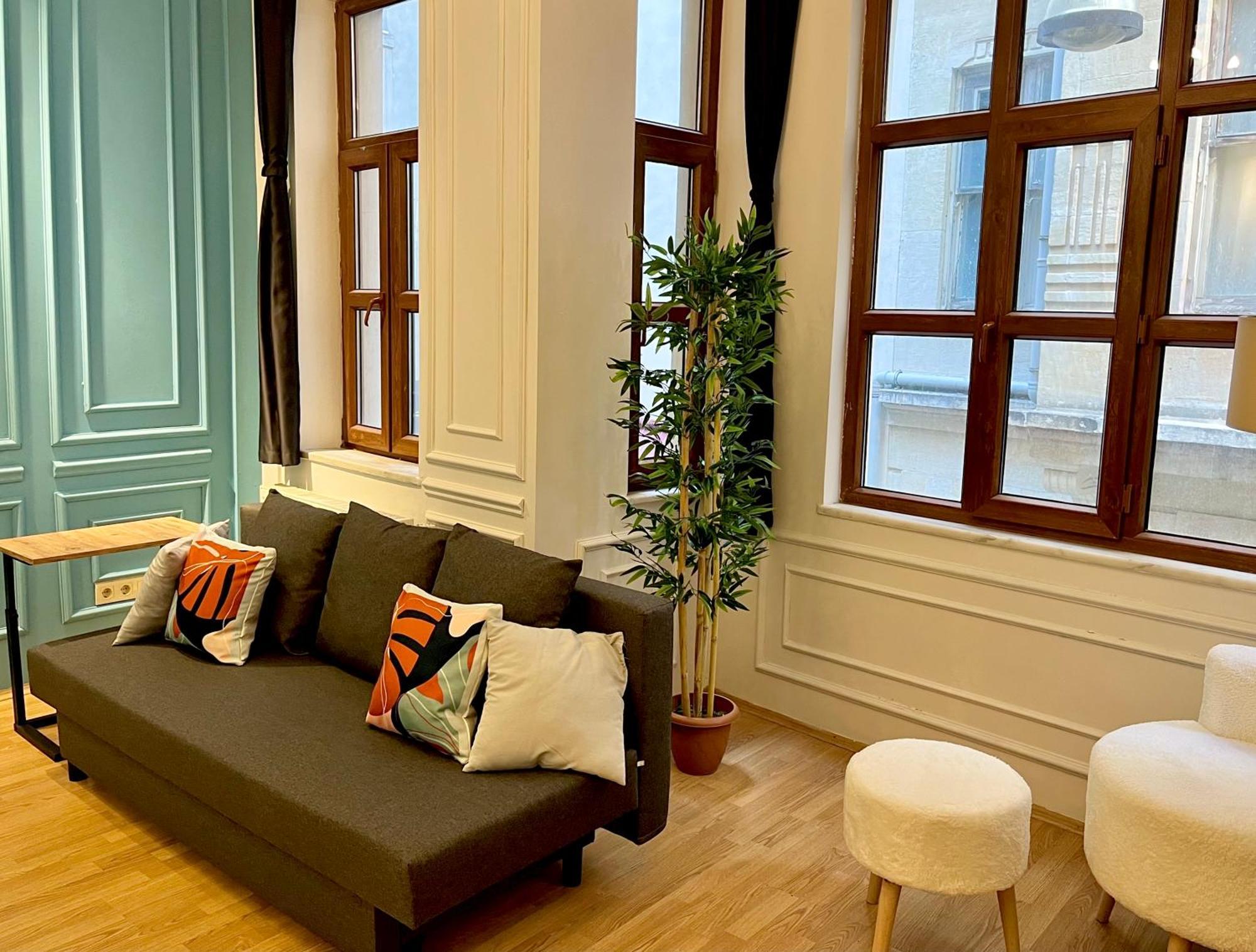 W/ New Furnitures Next To Istiklal Street And Taksim Square Hotel de apartamente *