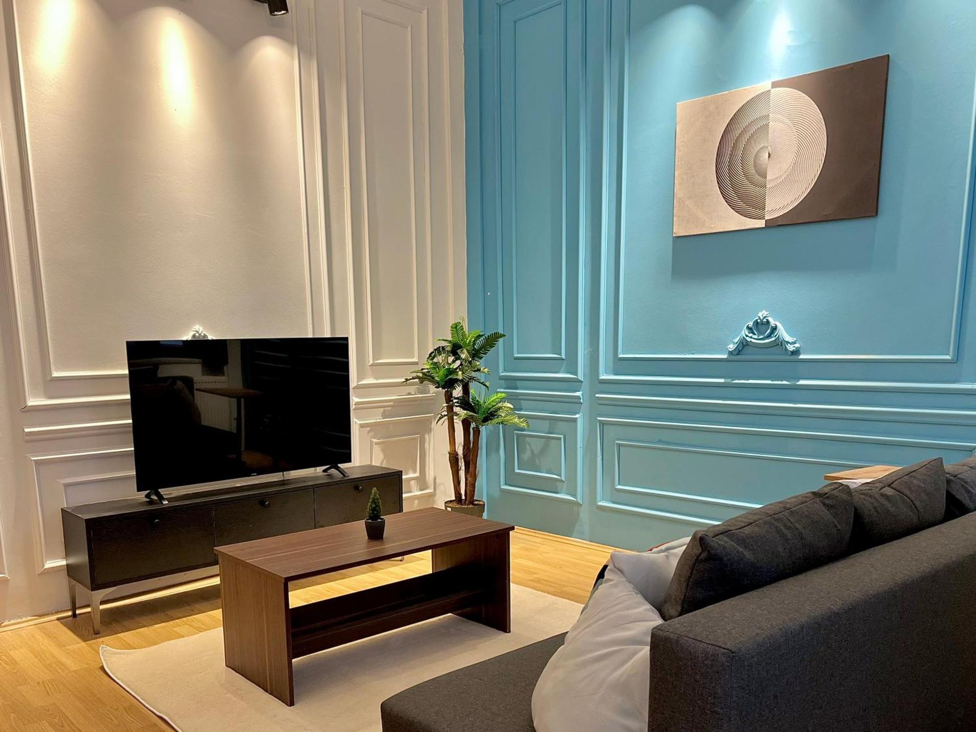 W/ New Furnitures Next To Istiklal Street And Taksim Square Hotel de apartamente *